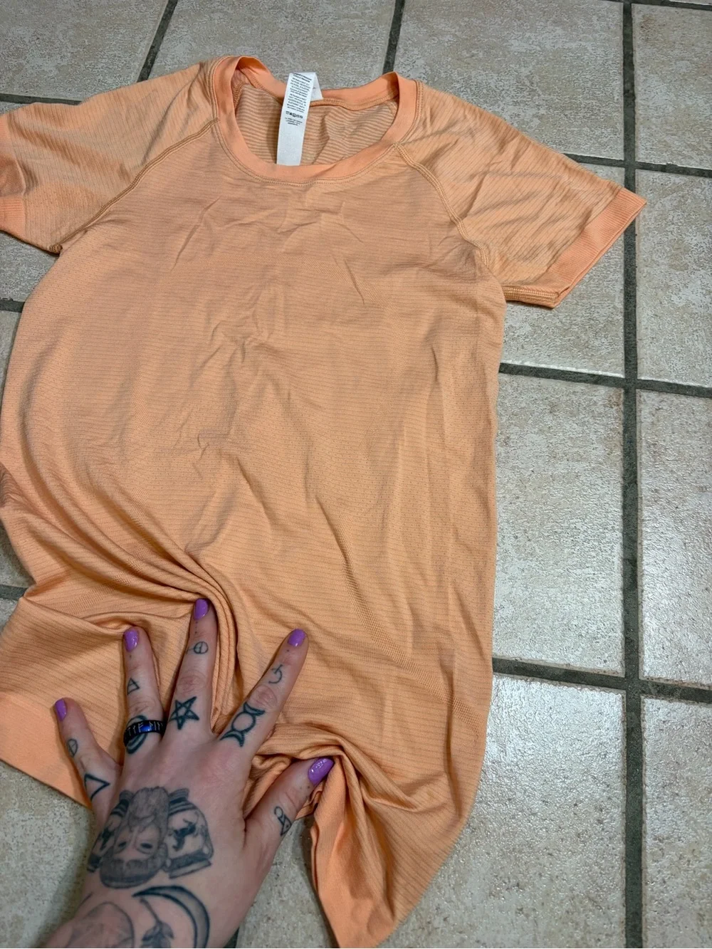 NWOT Lululemon Swiftly Tech Short- Sleeve Shirt 2.0 *Hip Length (Rock Melon) 4